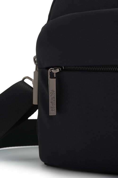 BRIDGET 斜背包  hi-res | American Tourister