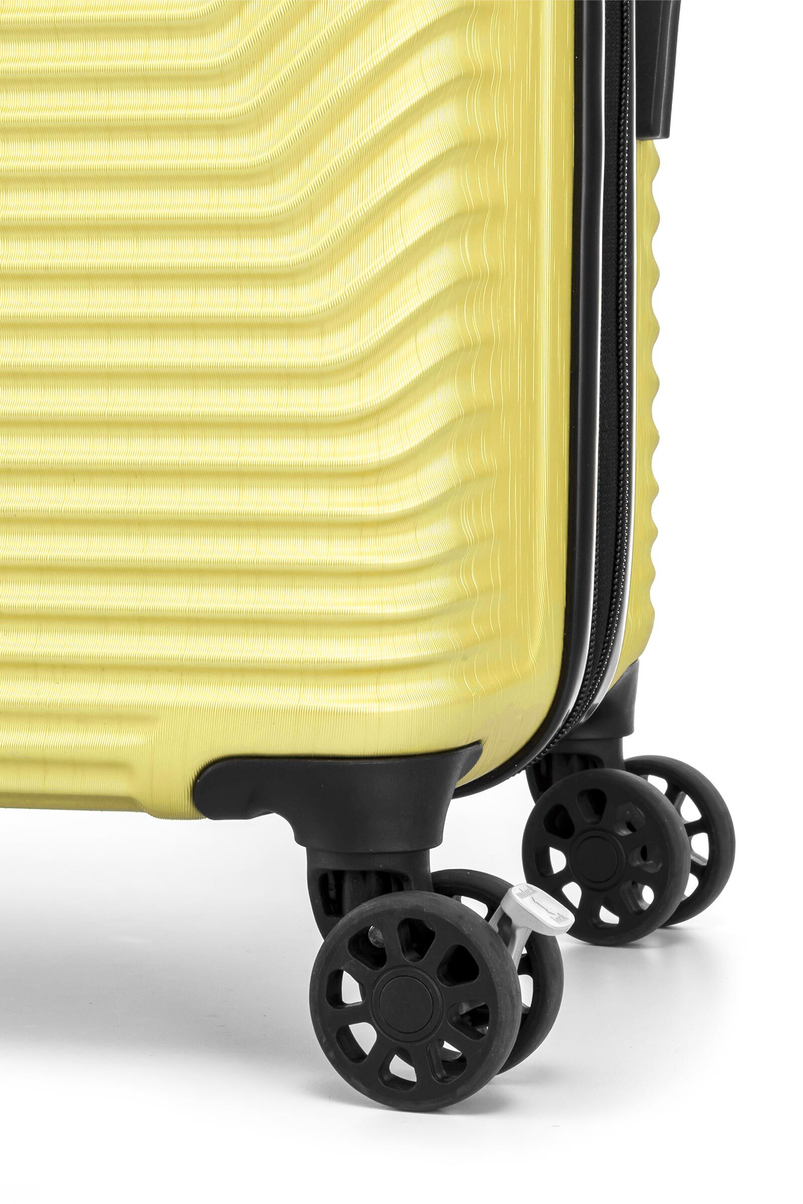 american tourister 360 spinner