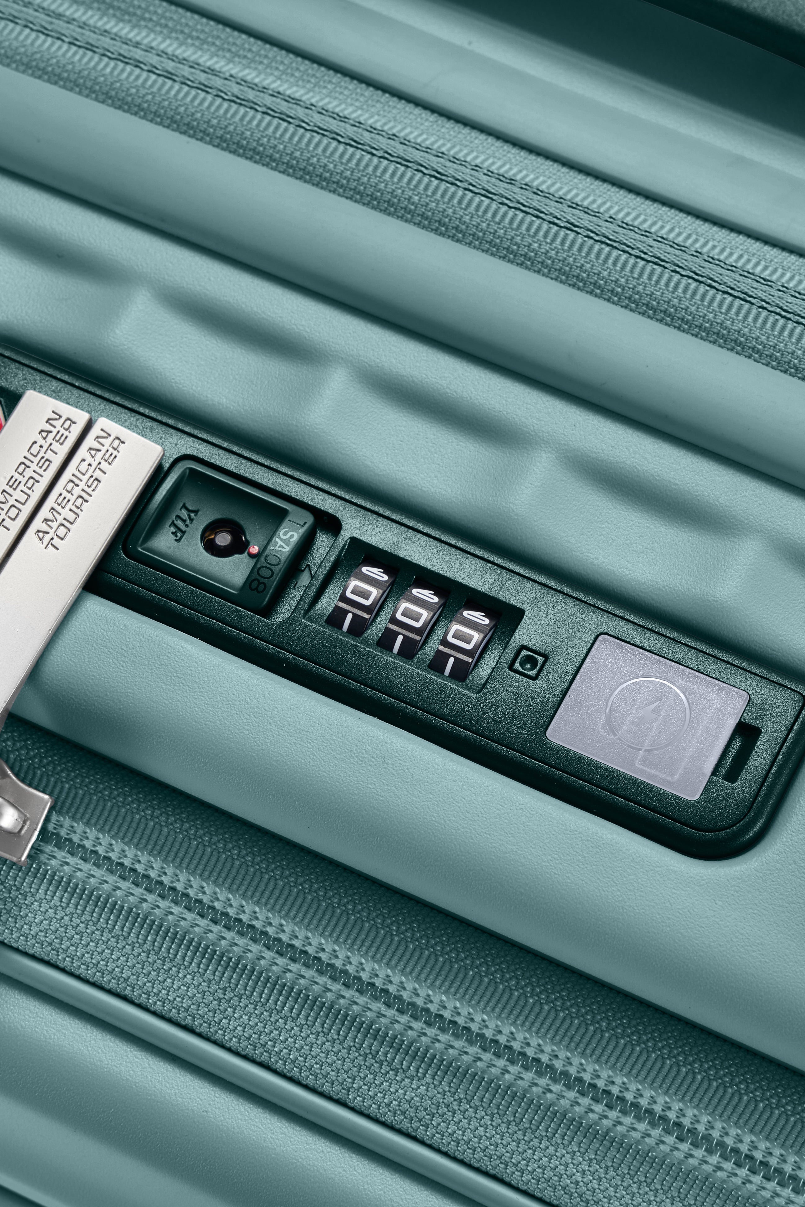 FRONTEC 上掀前開 19吋 可擴充行李箱  usp | American Tourister