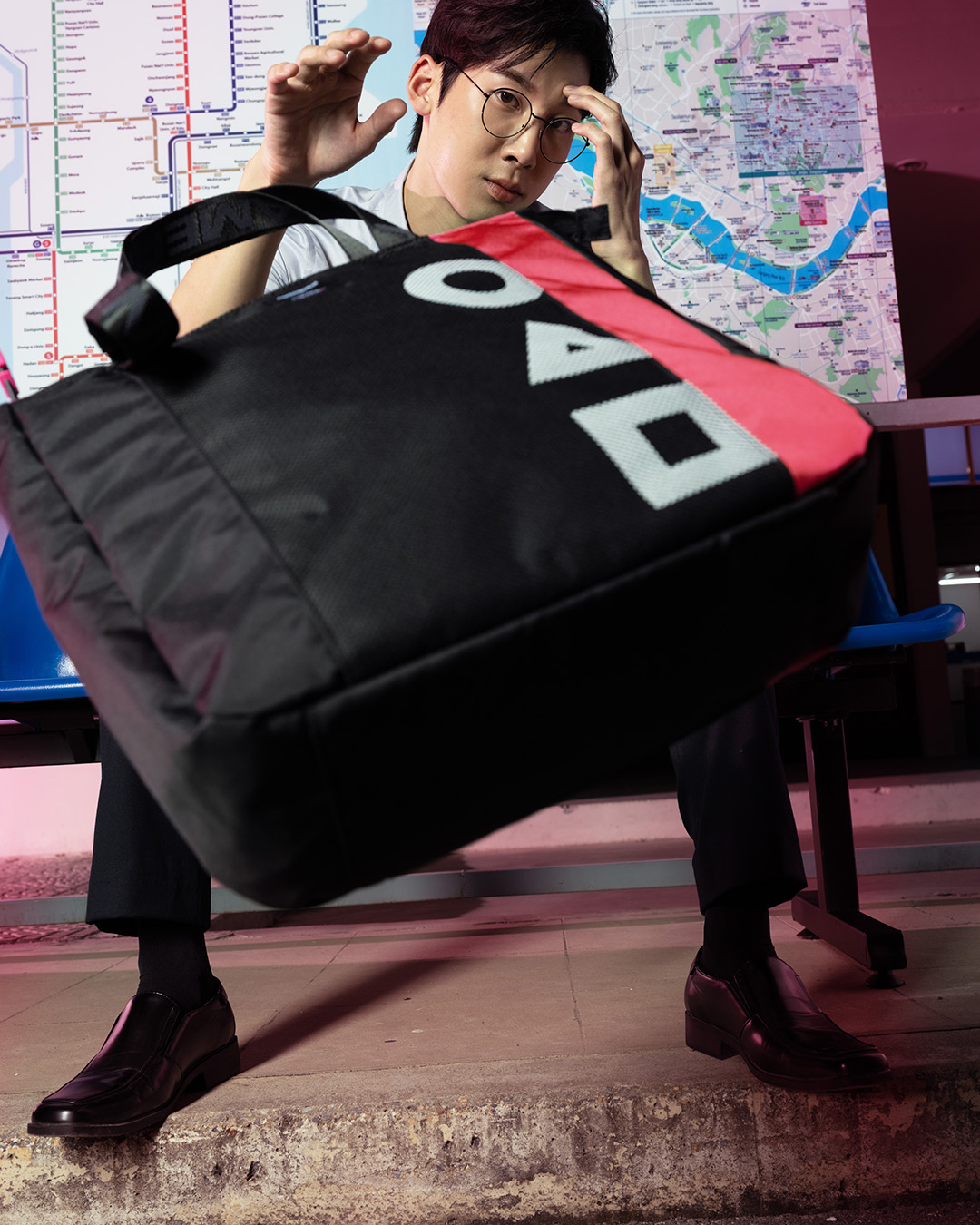SQUID GAME 托特包  lifestyle | American Tourister